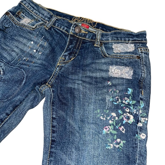 Gadzooks Vintage Y2K Embroidered Appliqué Denim Flare Jeans size 27 - Picture 3 of 11